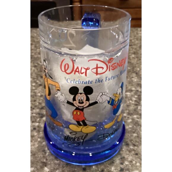 Walt Disney World 2000 Celebrate The Future Hand in Hand Thermoserv Mug - Picture 6 of 9